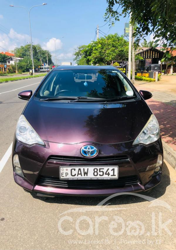 TOYOTA AQUA 2014