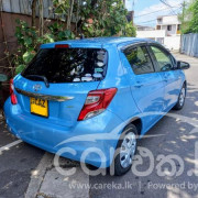 TOYOTA VITZ 2015