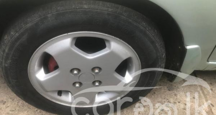 NISSAN MARCH 1998