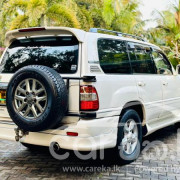 TOYOTA LAND CRUISER SAHARA 1999