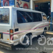 TOYOTA HIACE 1986