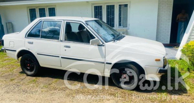 NISSAN SUNNY 1982