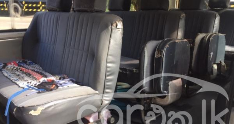 TOYOTA HIACE LH61 1987