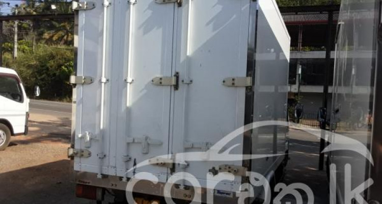 ISUZU ELF 2014