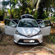 TOYOTA VITZ 2014