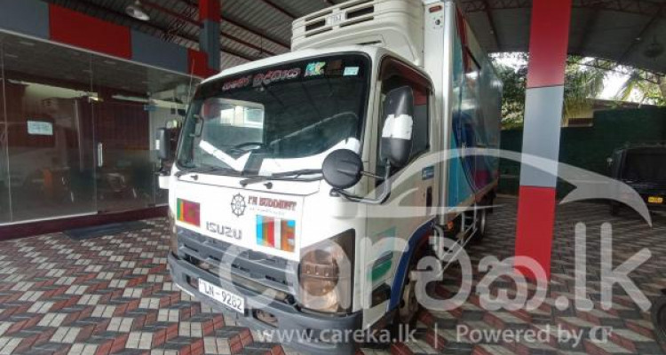 ISUZU ELF FREEZER 2011