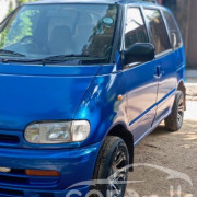 NISSAN SERENA 1992