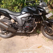 HONDA CB TRIGGER 2016