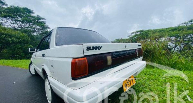 NISSAN SUNNY 1989