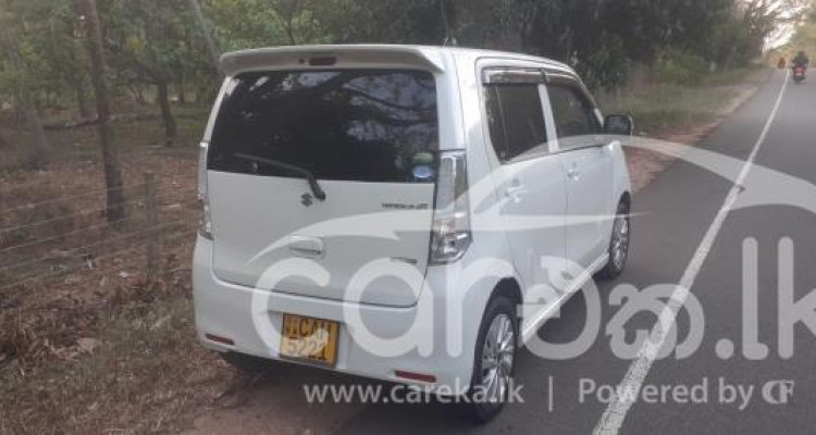 SUZUKI WAGON R FZ 2015