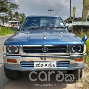 TOYOTA HILUX 1992