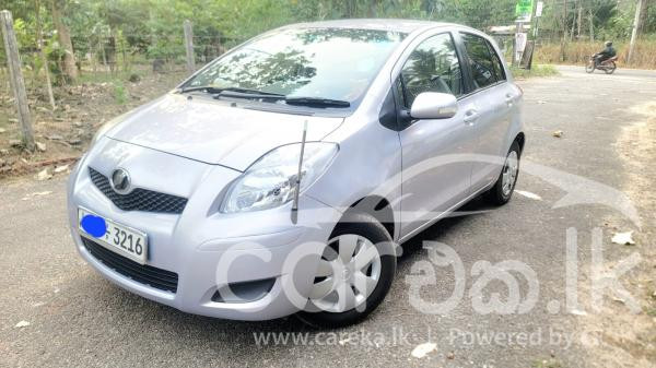 TOYOTA VITZ  2007