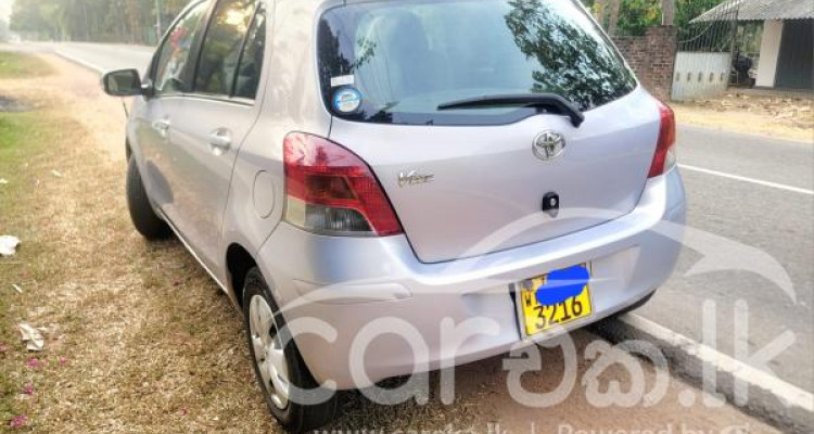 TOYOTA VITZ  2007