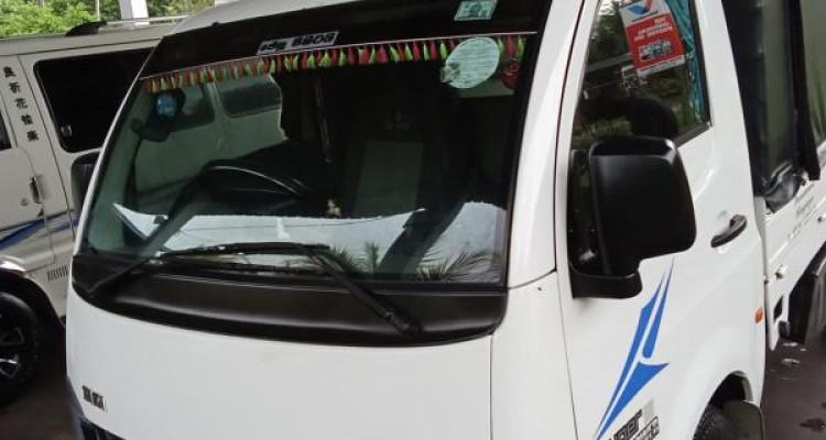 TATA SUPER ACE 2011