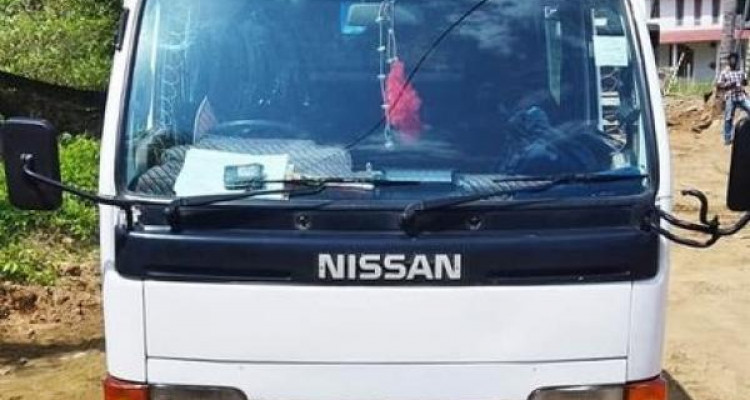 NISSAN ATLAS 2000