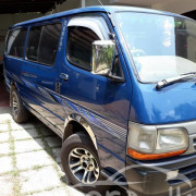 TOYOTA HIACE 1995