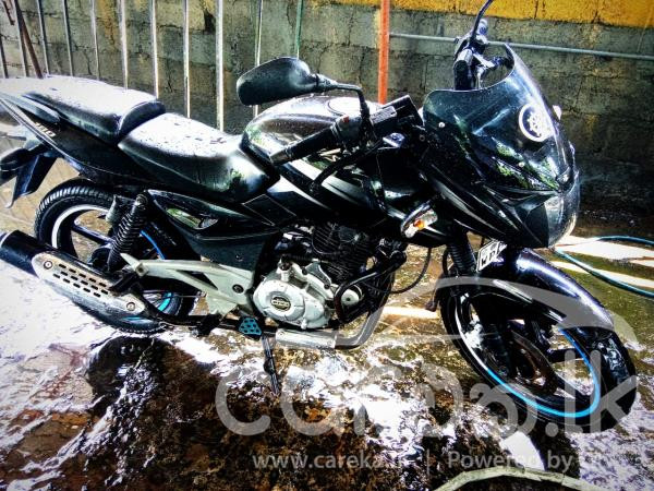 BAJAJ PULSAR 2016