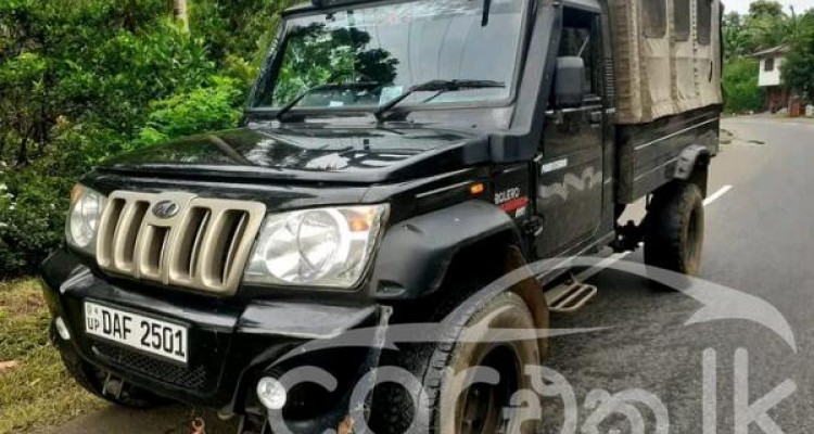 MAHINDRA BOLERO 2017
