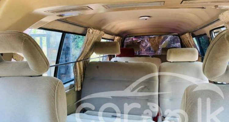 NISSAN CARAVAN 1994