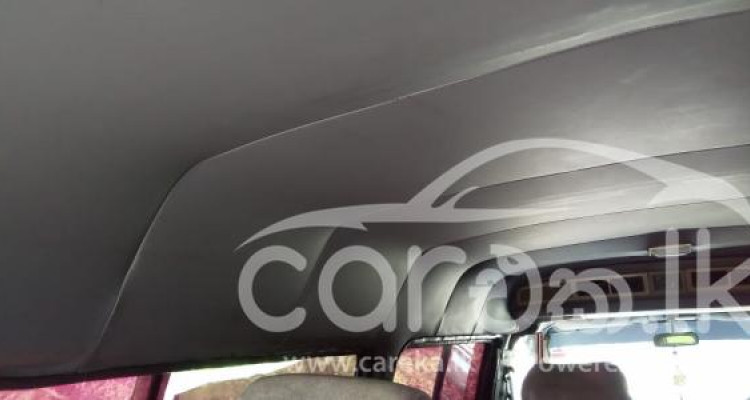 MITSUBISHI L300 2001