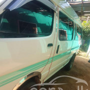 TOYOTA HIACE LH123 1992