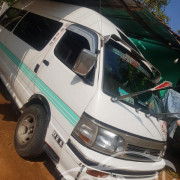 TOYOTA HIACE LH123 1992