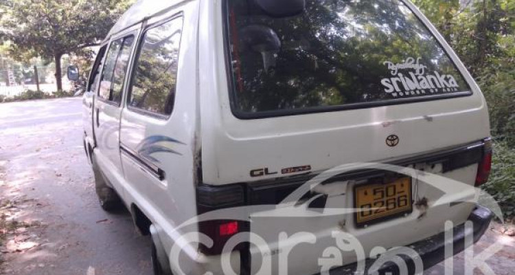 TOYOTA TOWNACE CR26 1983
