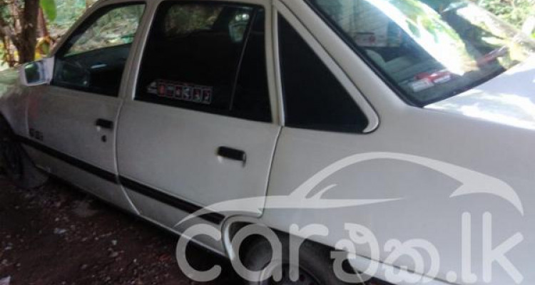 DAEWOO RACER 1993