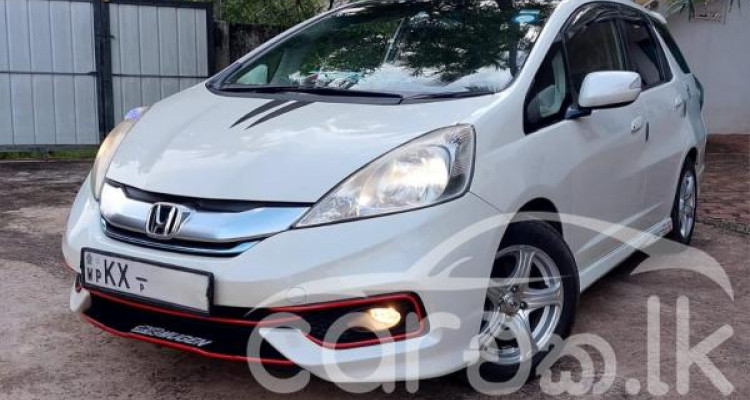 HONDA FIT SHUTTLE 2012