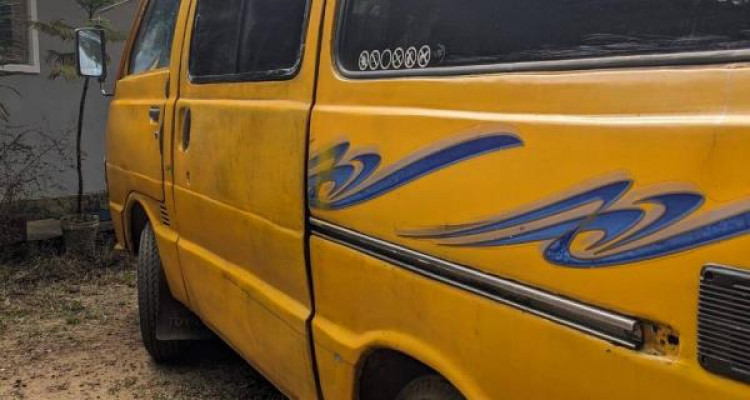 TOYOTA HIACE LH30 1980