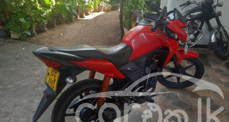 HONDA TWISTER 2017