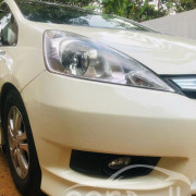 HONDA FIT SHUTTLE 2011