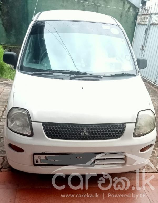 MITSUBISHI MINICA 2004