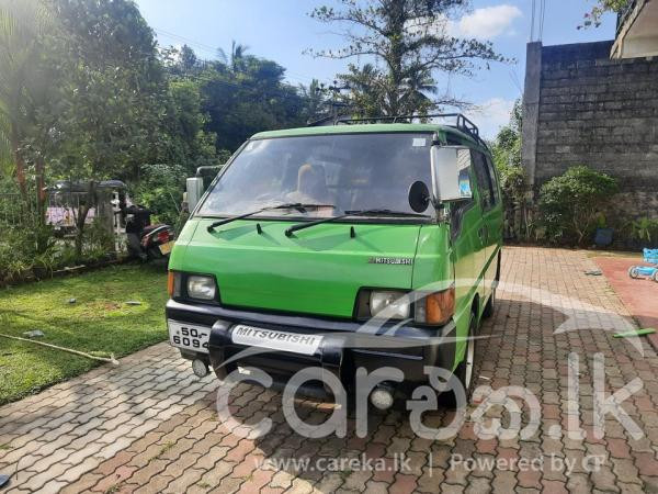 MITSUBISHI DELICA PO5 1987