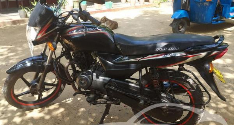 BAJAJ PLATINA 2016