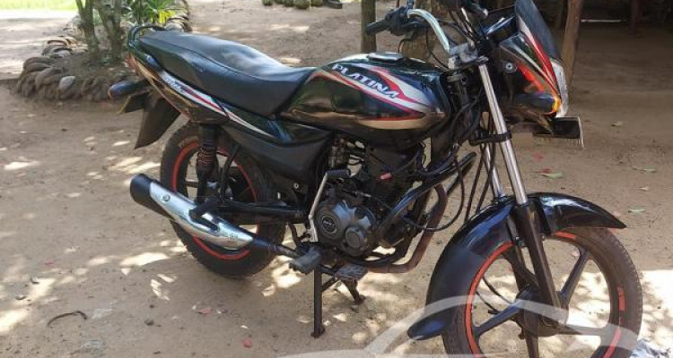 BAJAJ PLATINA 2016