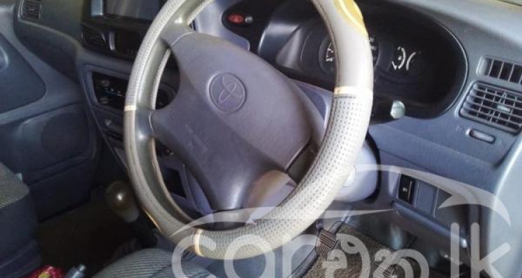 TOYOTA TOWNACE KR42 2003