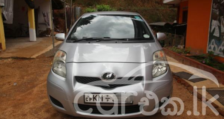 TOYOTA VITZ 2008