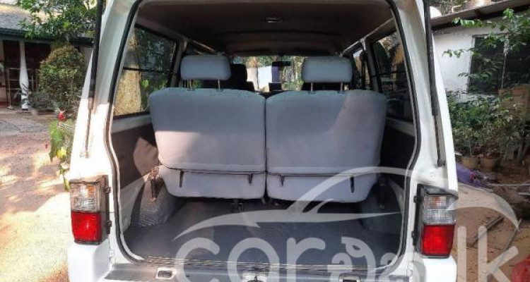 NISSAN VANETTE 2008