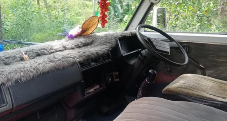 MAZDA BROWNY 1987