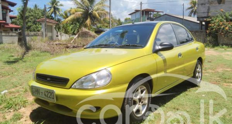 KIA RIO 2000