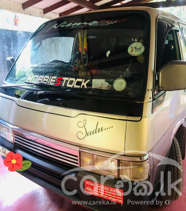 NISSAN CARAVAN 1987