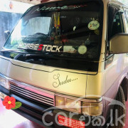 NISSAN CARAVAN 1987