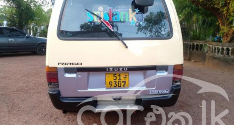 ISUZU FARGO 1986