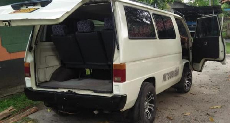 MITSUBISHI DELICA 1984