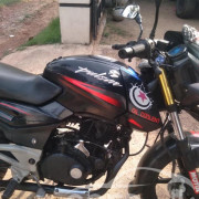 BAJAJ PULSAR 180 2010