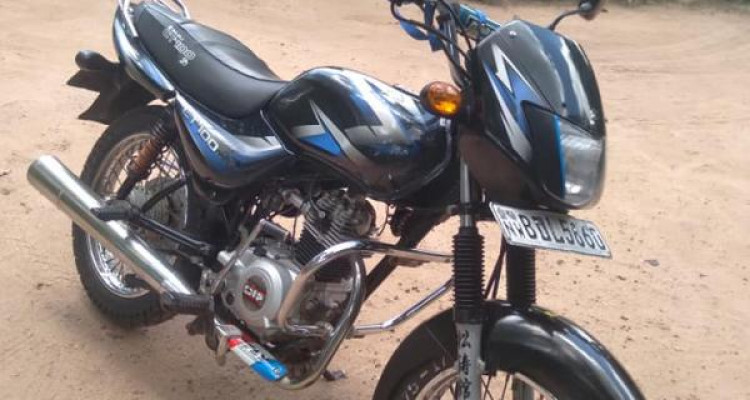 BAJAJ CT100 2015