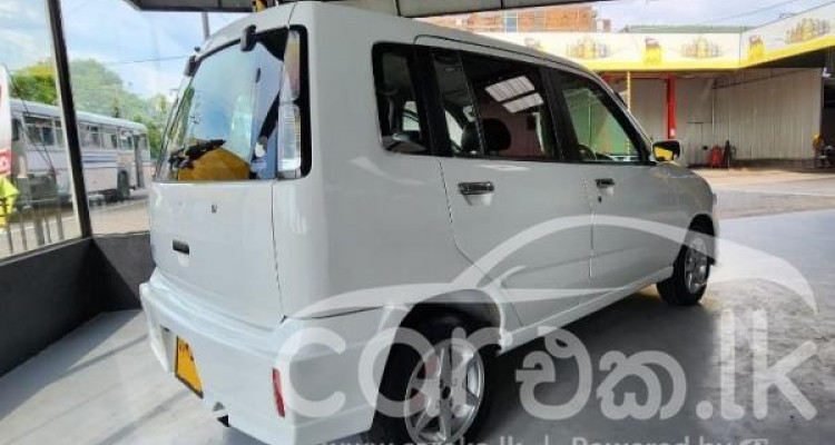 NISSAN CUBE 2003