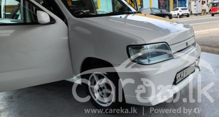 NISSAN CUBE 2003