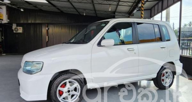 NISSAN CUBE 2003